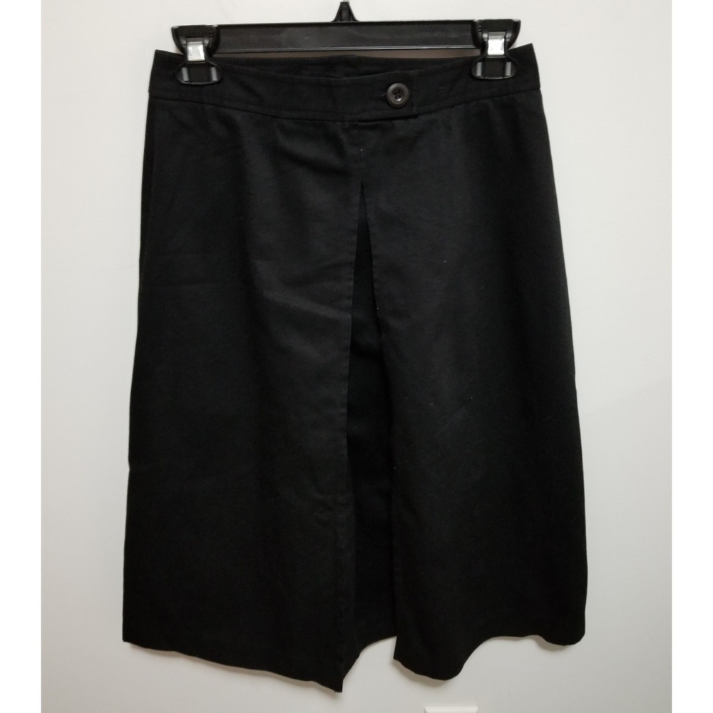 Fish black skirt